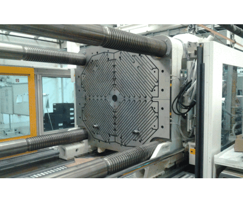 Magnetic clamping system for a KM 1700 Magnetic clamping system for a KM 1700